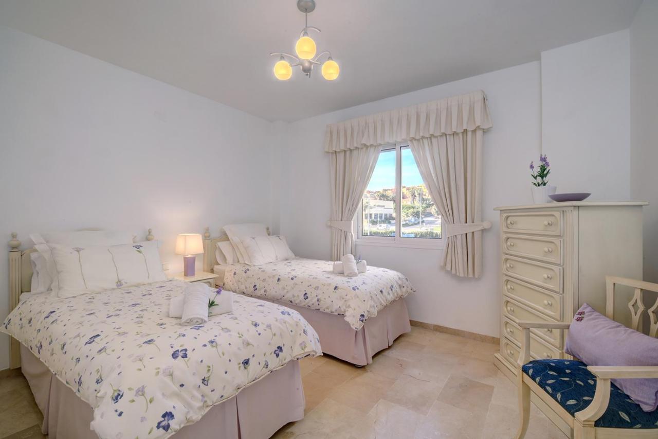 Mirador Bermuda Beach Sea Views Естепона Екстериор снимка